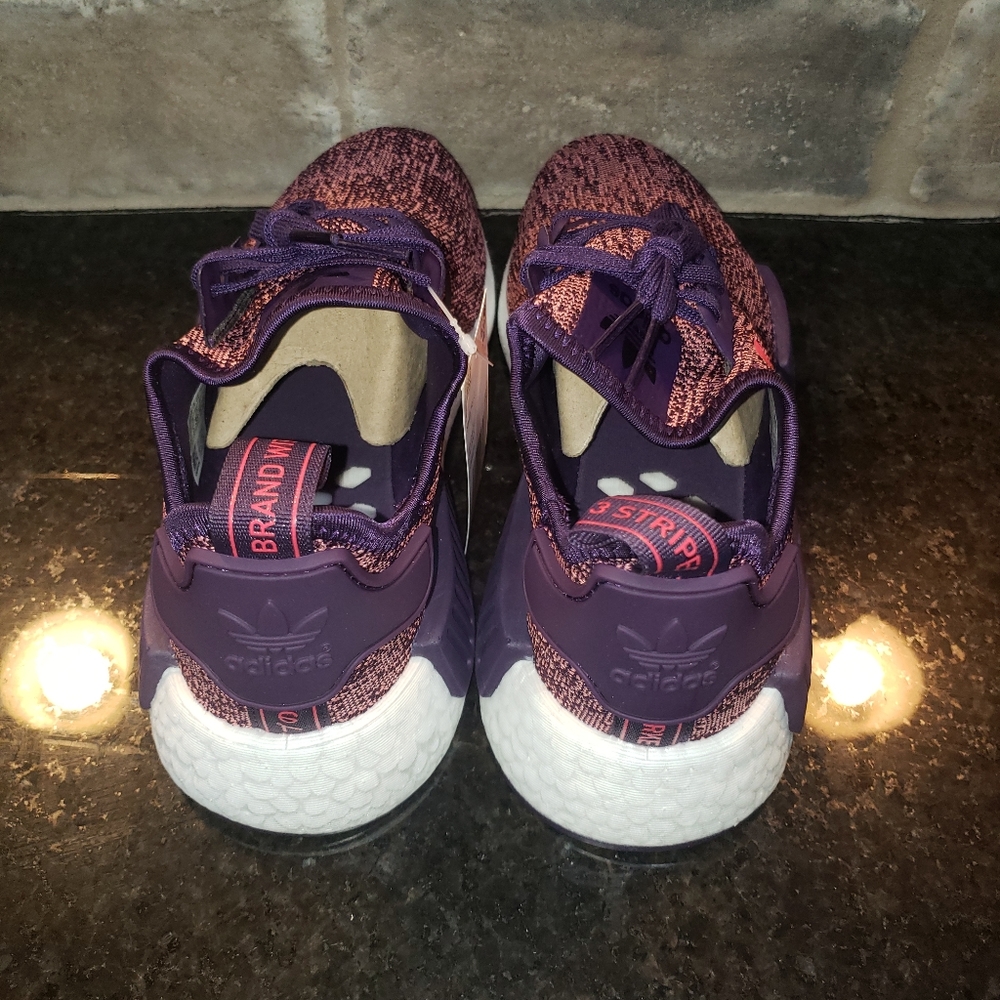 Adidas NMD R1 shoes - size 7 women - pink - Picture 5 of 8